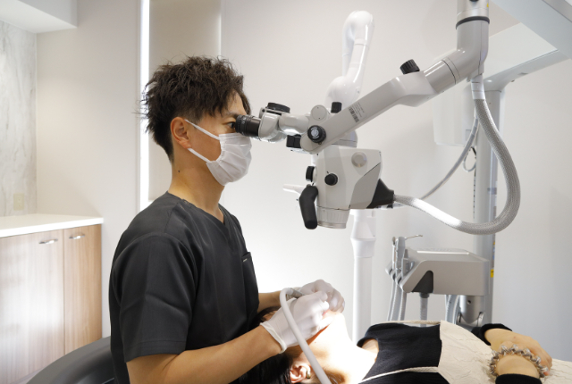 根管治療のイメージ図